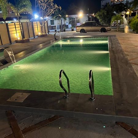 Dhania Cenang Beach Resort Pantai Cenang  Bagian luar foto