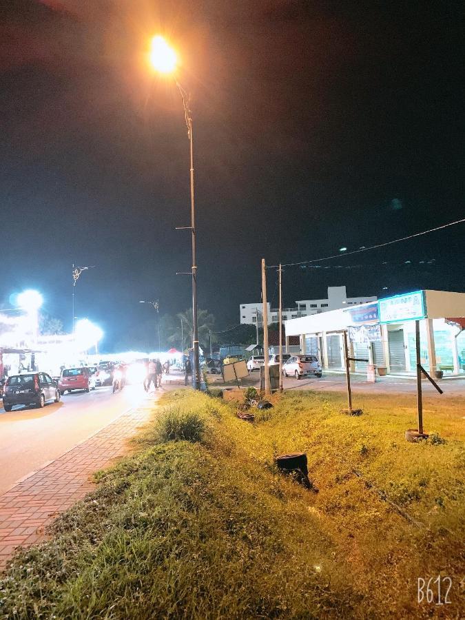 Dhania Cenang Beach Resort Pantai Cenang  Bagian luar foto