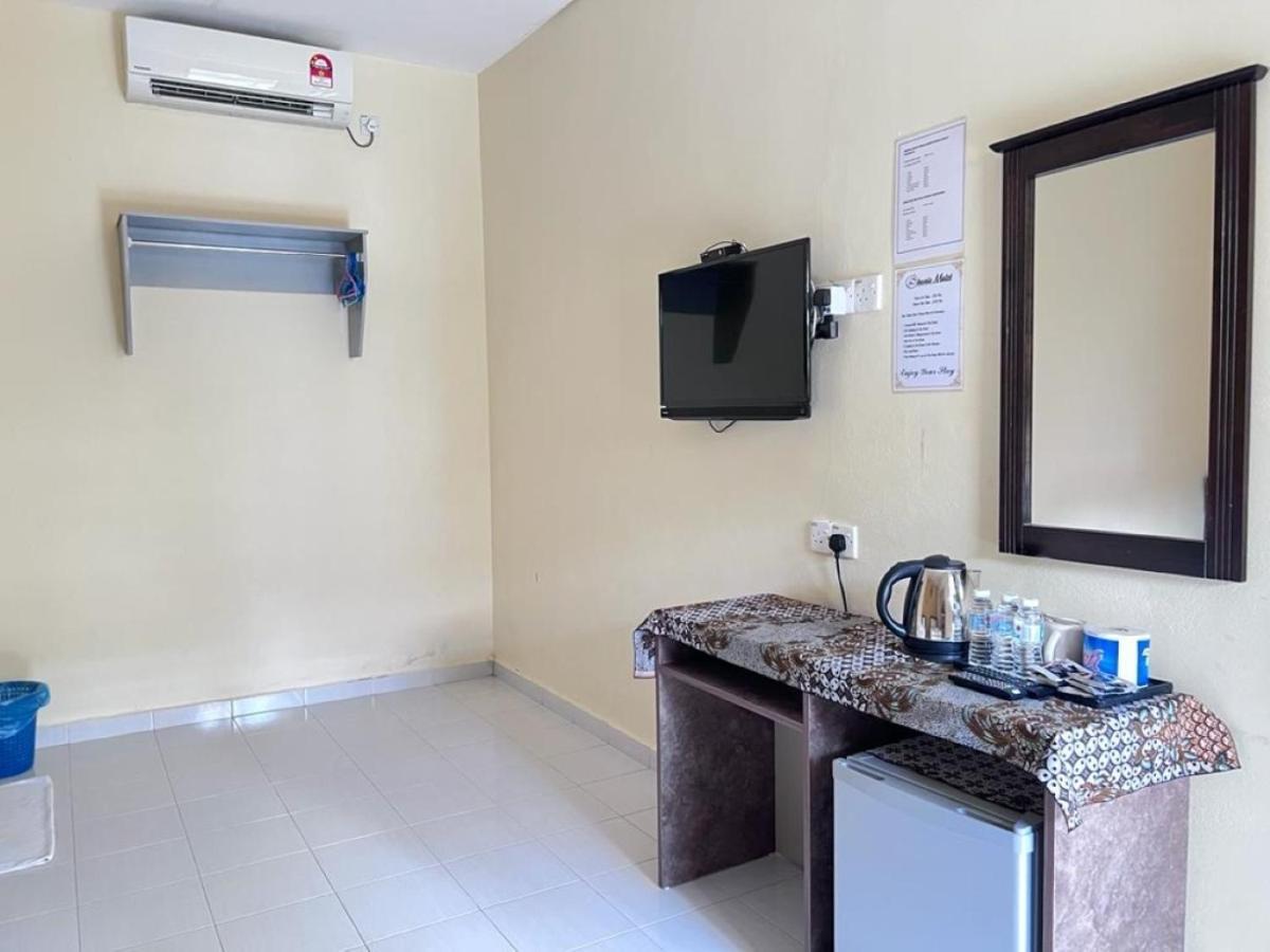 Dhania Cenang Beach Resort Pantai Cenang  Bagian luar foto